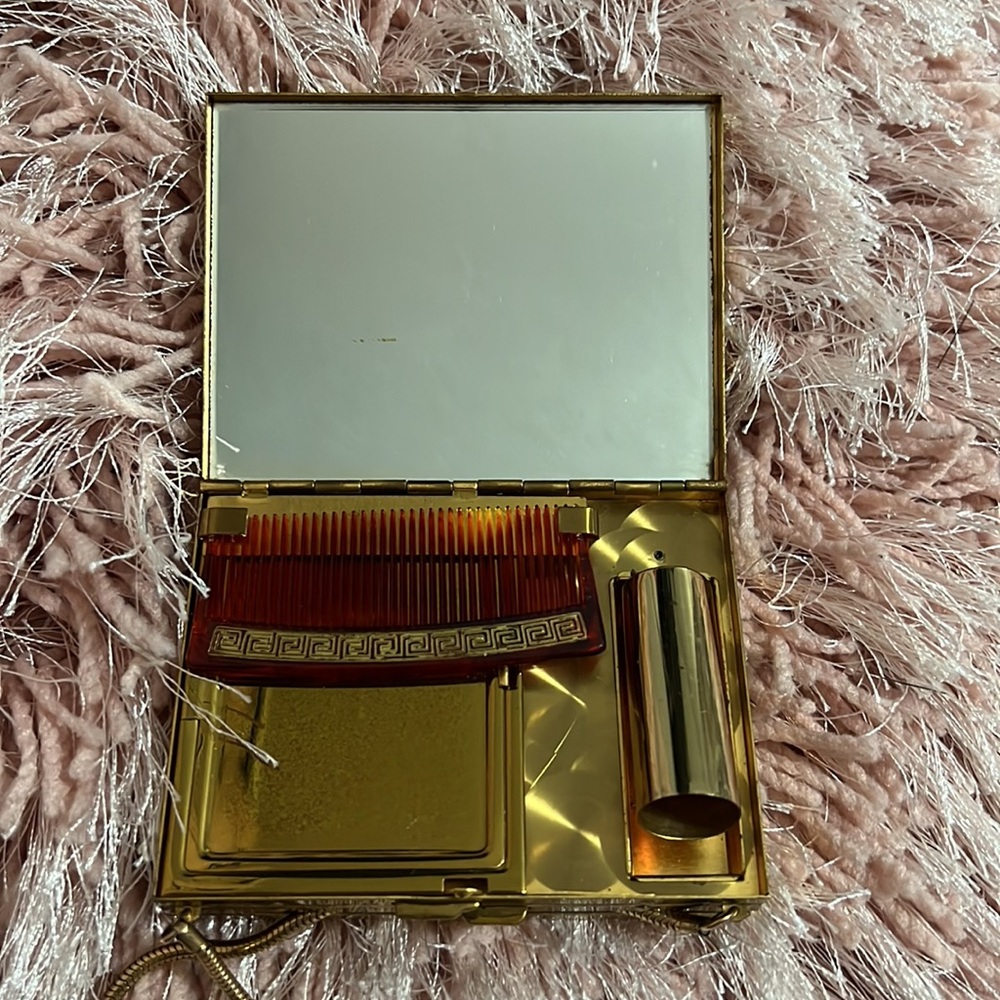 VINTAGE MOTHER OF PEARL COMPACT CASE. - Picture 2 of 8